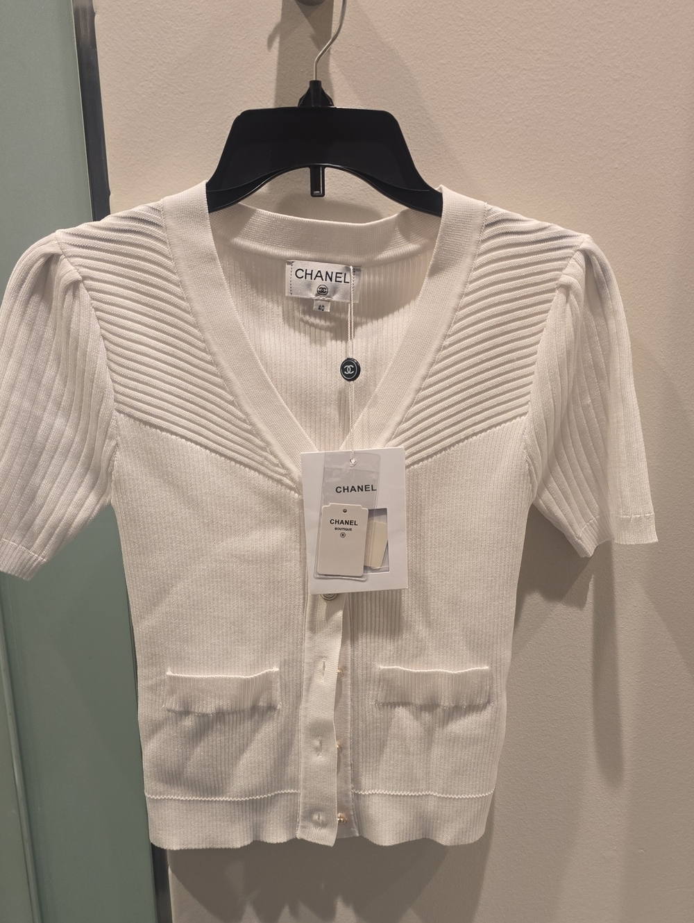 CHANEL White Short‑Sleeve Ribbed V‑Neck Cardigan Top
